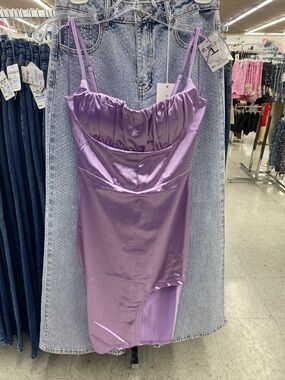 Women’s Lavender Satin Midi Dress - Elegant Spaghetti Strap